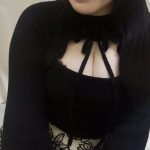 くっついて甘えたい日